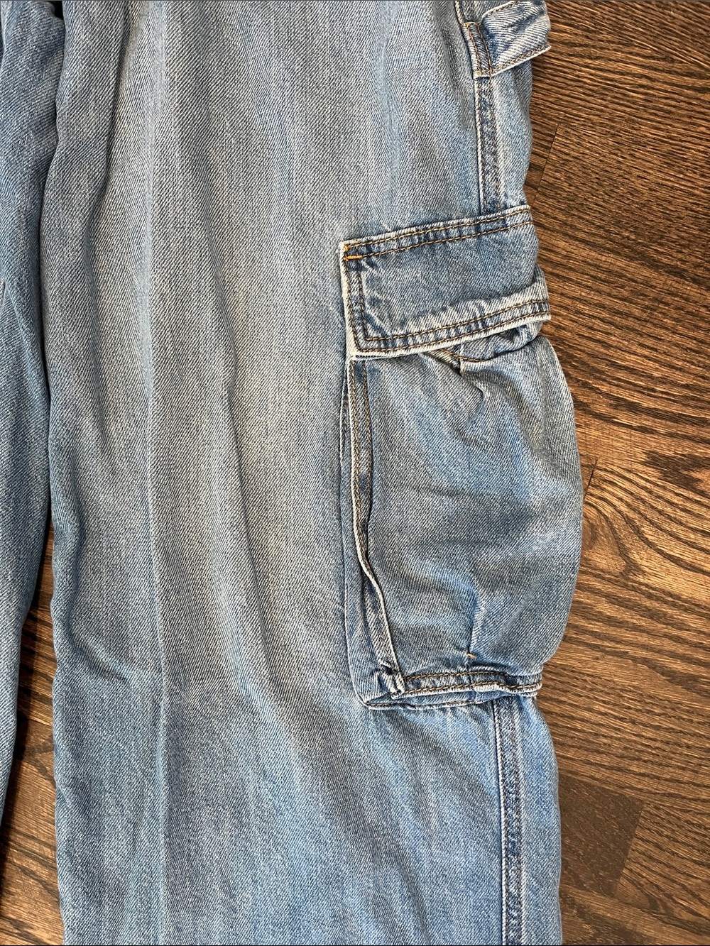 🧋NWT Wild Fable Rigid Denim Mid Rise Cargo Jeans Size 6 | 31" Inseam carpenter - Picture 4 of 12